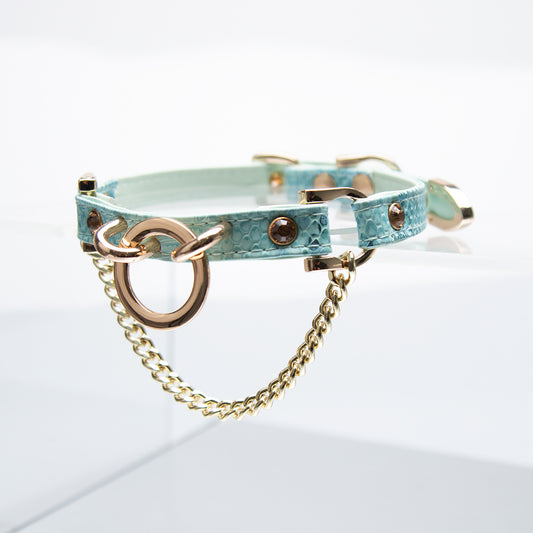 Gilded Whisper Chain-Adorned Luxury Collar