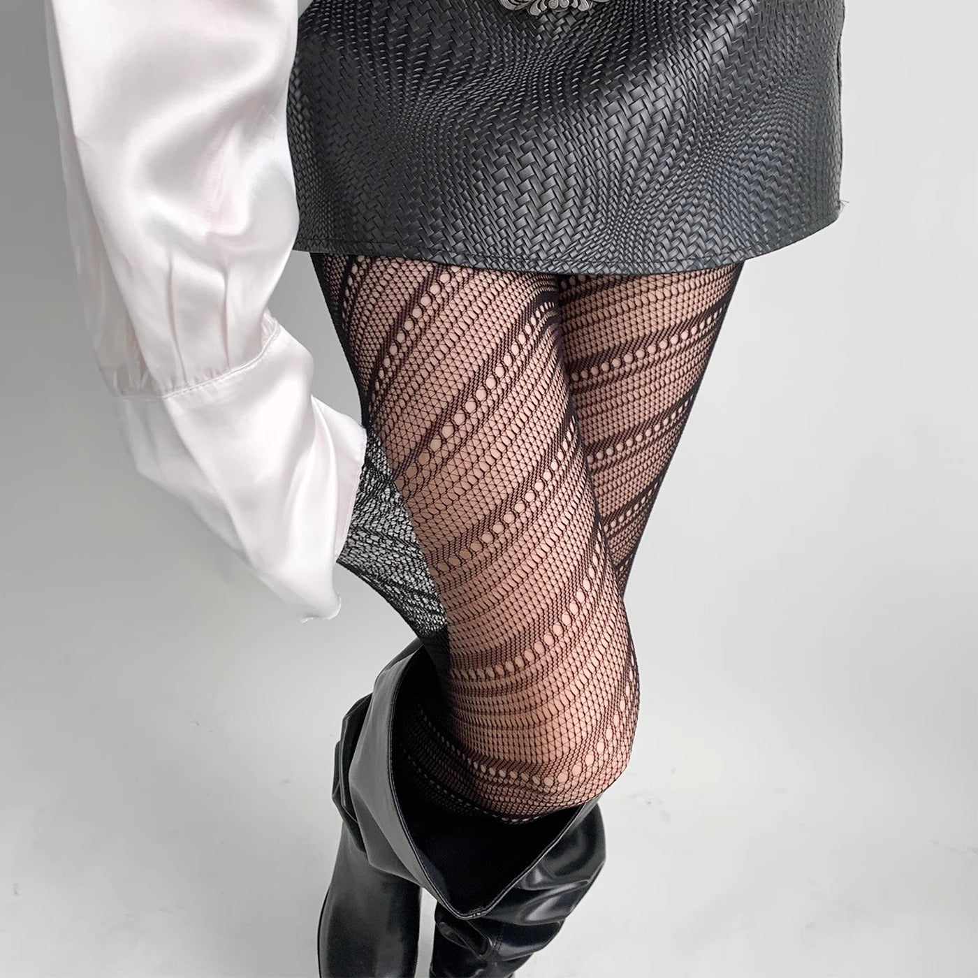 Diagonal Whisper Patterned Tights mooods