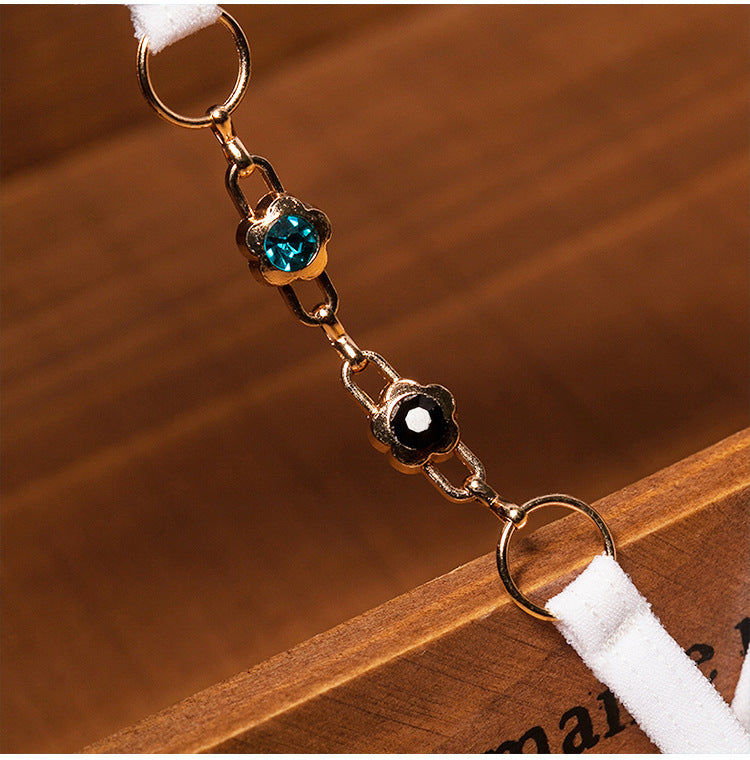 Alluring Ruffle Lace Crotchless Panty