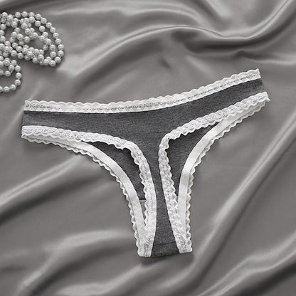 Everyday Charm Lace Thong mooods