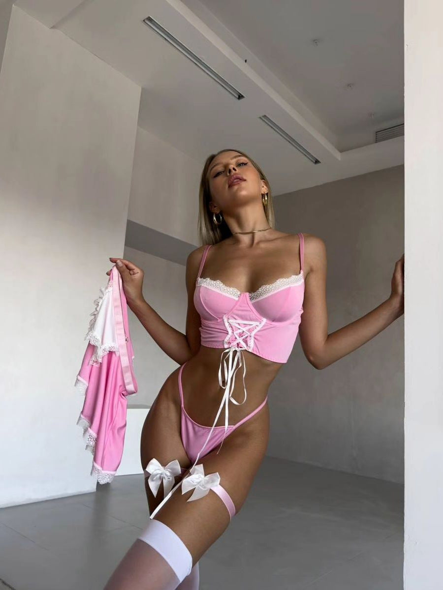 Playful Maid Seduction Set mooods