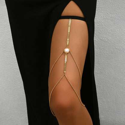 Pearl Embrace Thigh Chain mooods