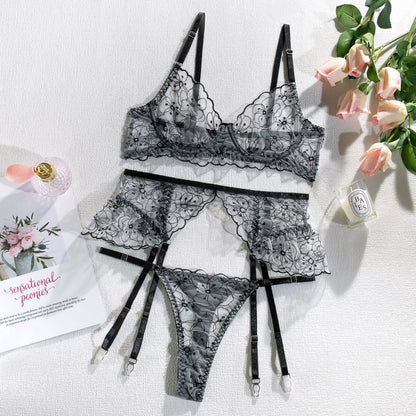 Amour Éclat Lingerie Set