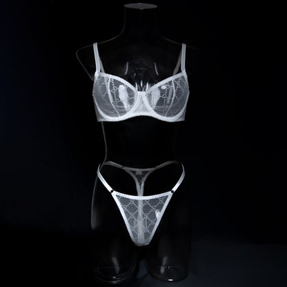 Signature Sheer Temptation Lingerie Set mooods