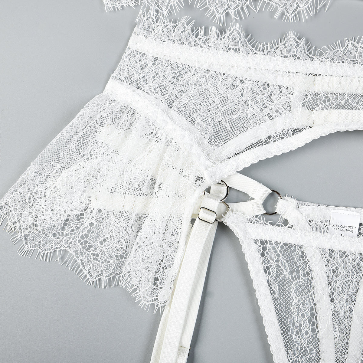 Feathered Elegance: Luxurious Lace Lingerie Set