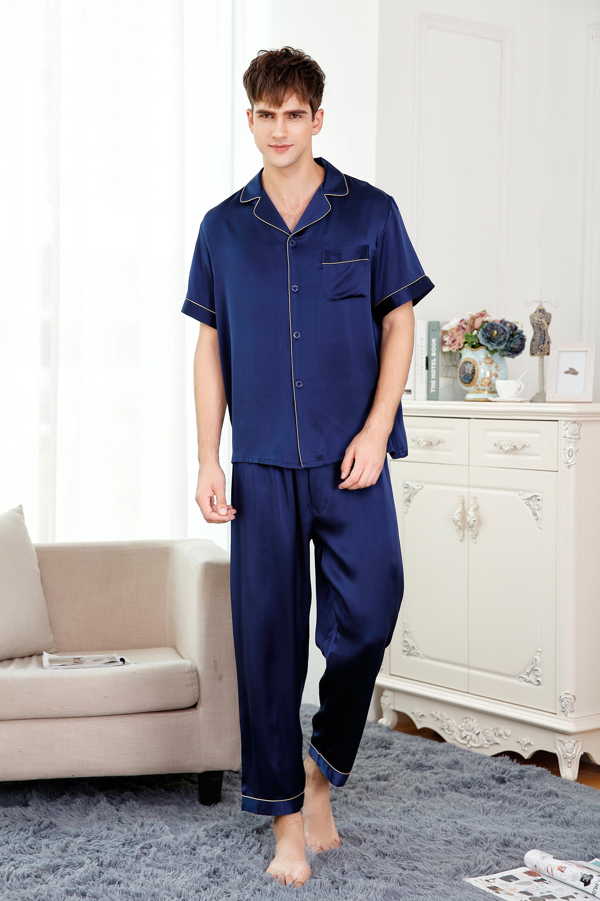 Luxura Silk Men's Short Sleeve Pyjama Set mooods