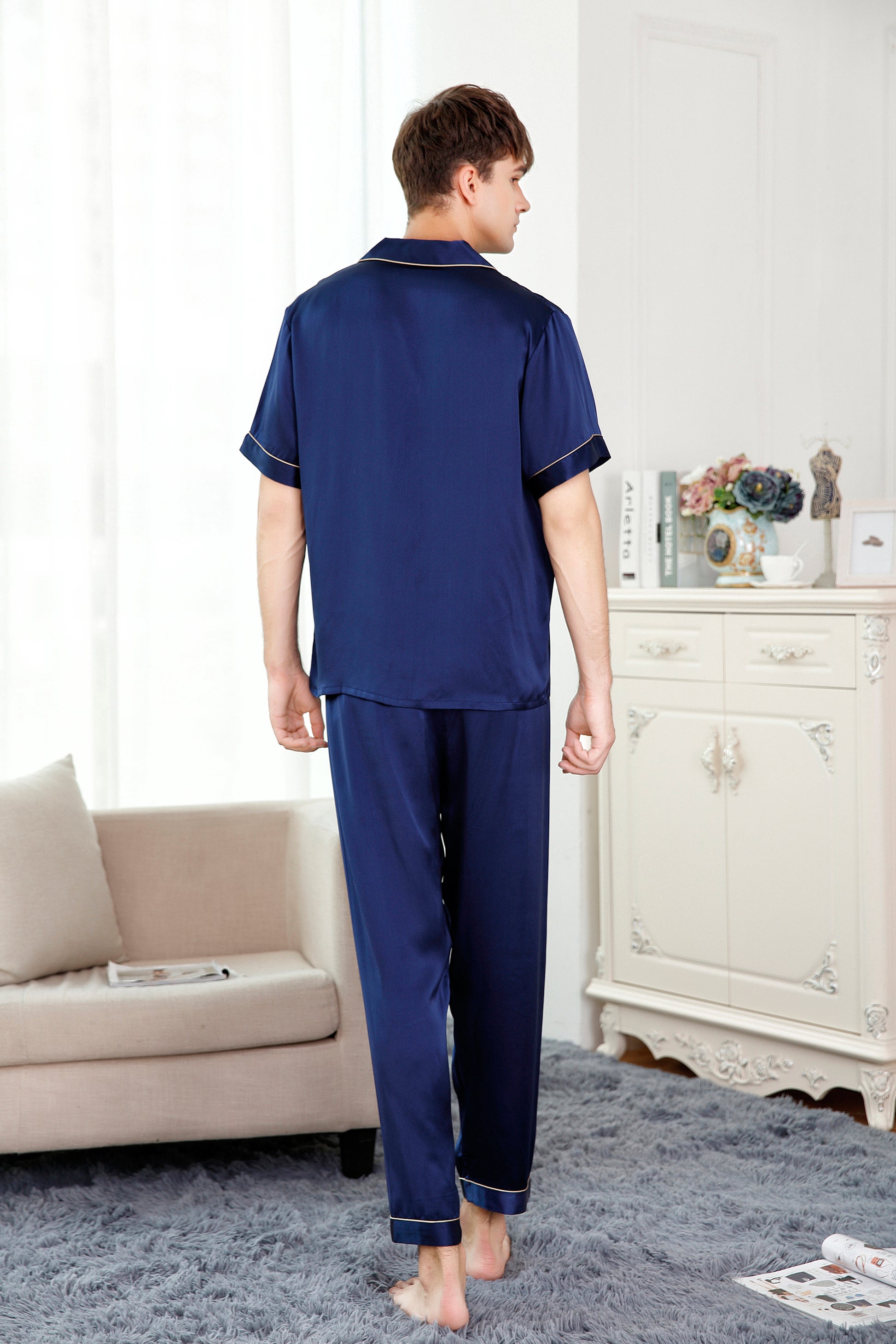  Luxura Silk Men's Short Sleeve Pyjama Set mooods