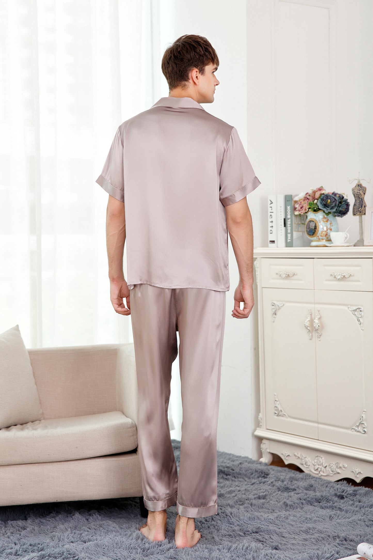 Luxura Silk Men's Short Sleeve Pyjama Set mooods