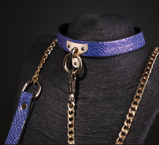 Luxurious Purple Mother-of-Pearl Snake Pattern Collar